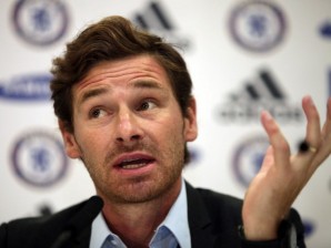 André Villas Boas: Na hrote bude Torres alebo Lukaku