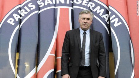 Carlovi Ancelottimu boli núkané veľké mená medzi ktorými bol aj Torres