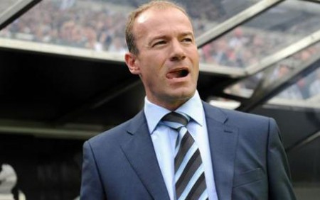 Alan Shearer: Obávam sa o Torresovu kariéru